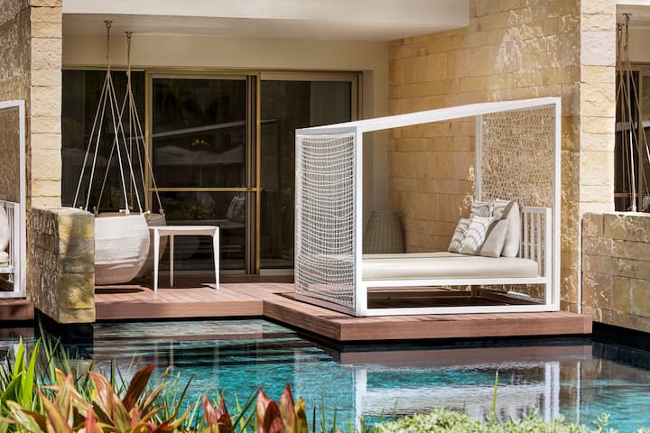 Grand Palladium Select Costa Mujeres - All Inclusive suite in Cancun, Other than US/Canada