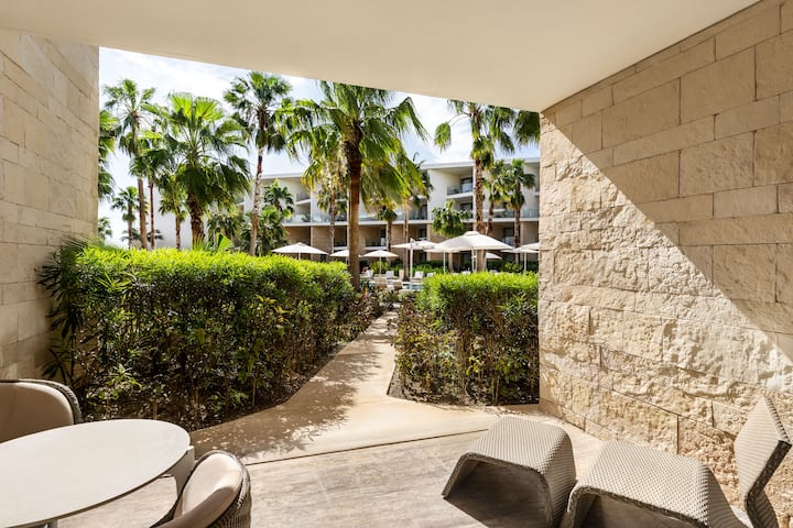 Grand Palladium Select Costa Mujeres - All Inclusive suite in Cancun, Other than US/Canada