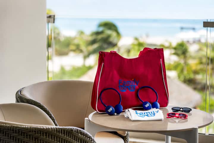 Grand Palladium Select Costa Mujeres - All Inclusive suite in Cancun, Other than US/Canada