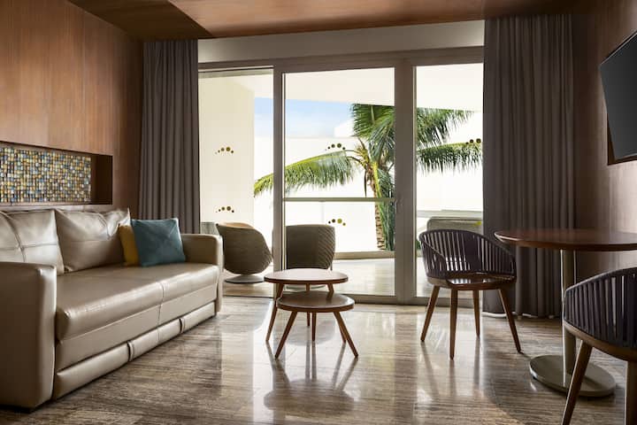 Grand Palladium Select Costa Mujeres - All Inclusive suite in Cancun, Other than US/Canada