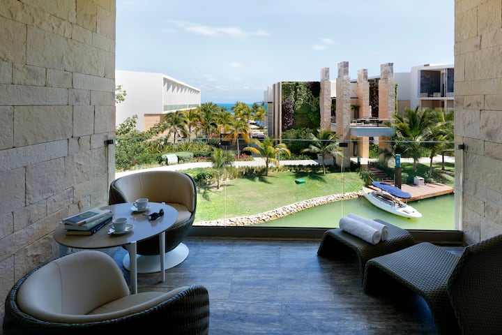Grand Palladium Select Costa Mujeres - All Inclusive suite in Cancun, Other than US/Canada