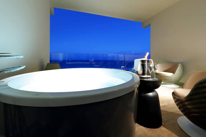 Grand Palladium Select Costa Mujeres - All Inclusive suite in Cancun, Other than US/Canada