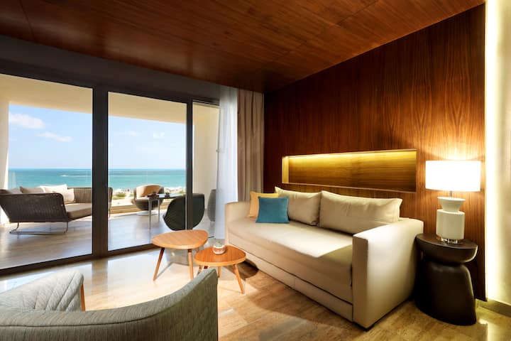 Grand Palladium Select Costa Mujeres - All Inclusive suite in Cancun, Other than US/Canada