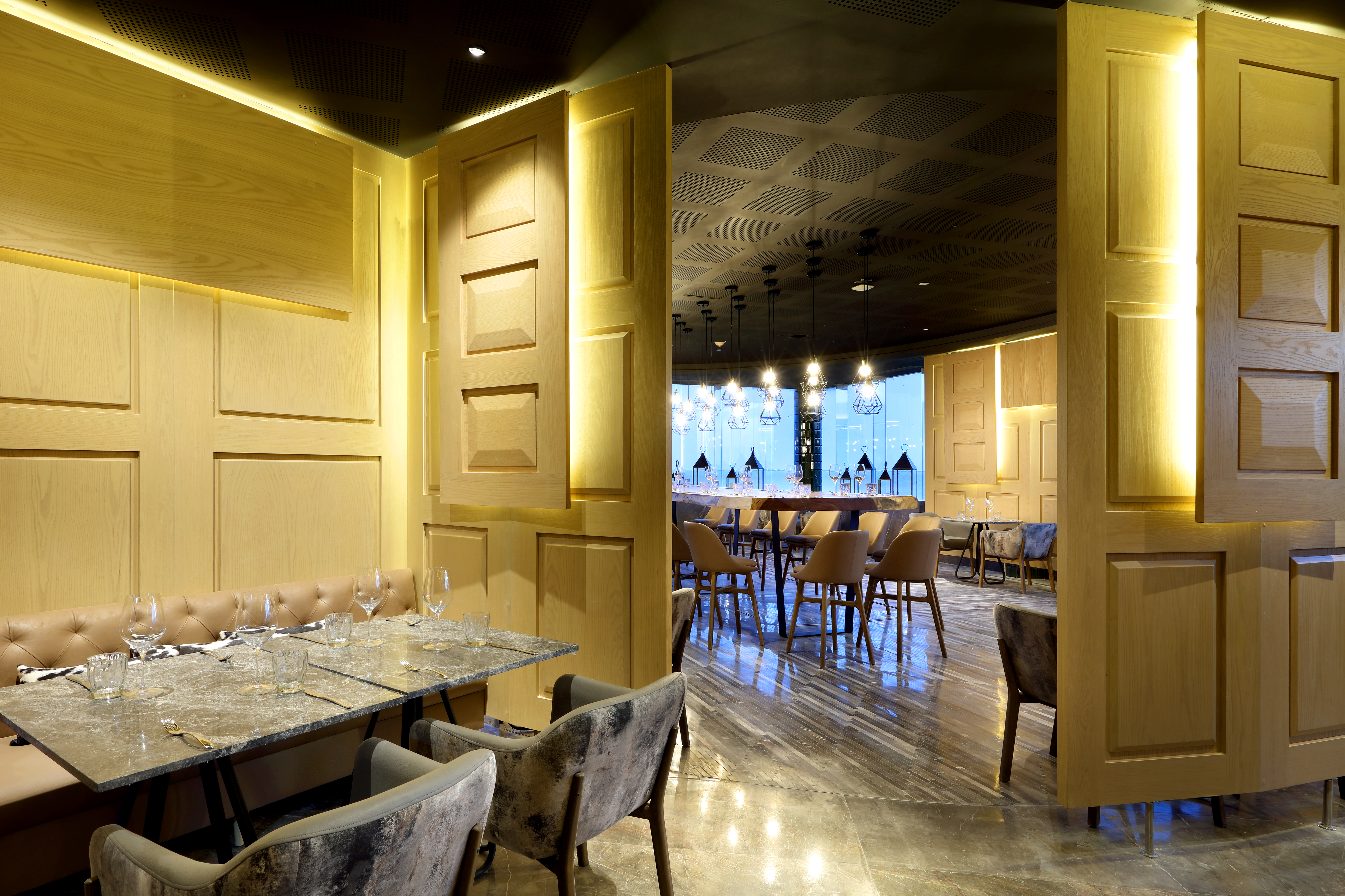 TRS Coral Costa Mujeres, a Registry Collection Hotel restaurant in Cancun, Other than US/Canada