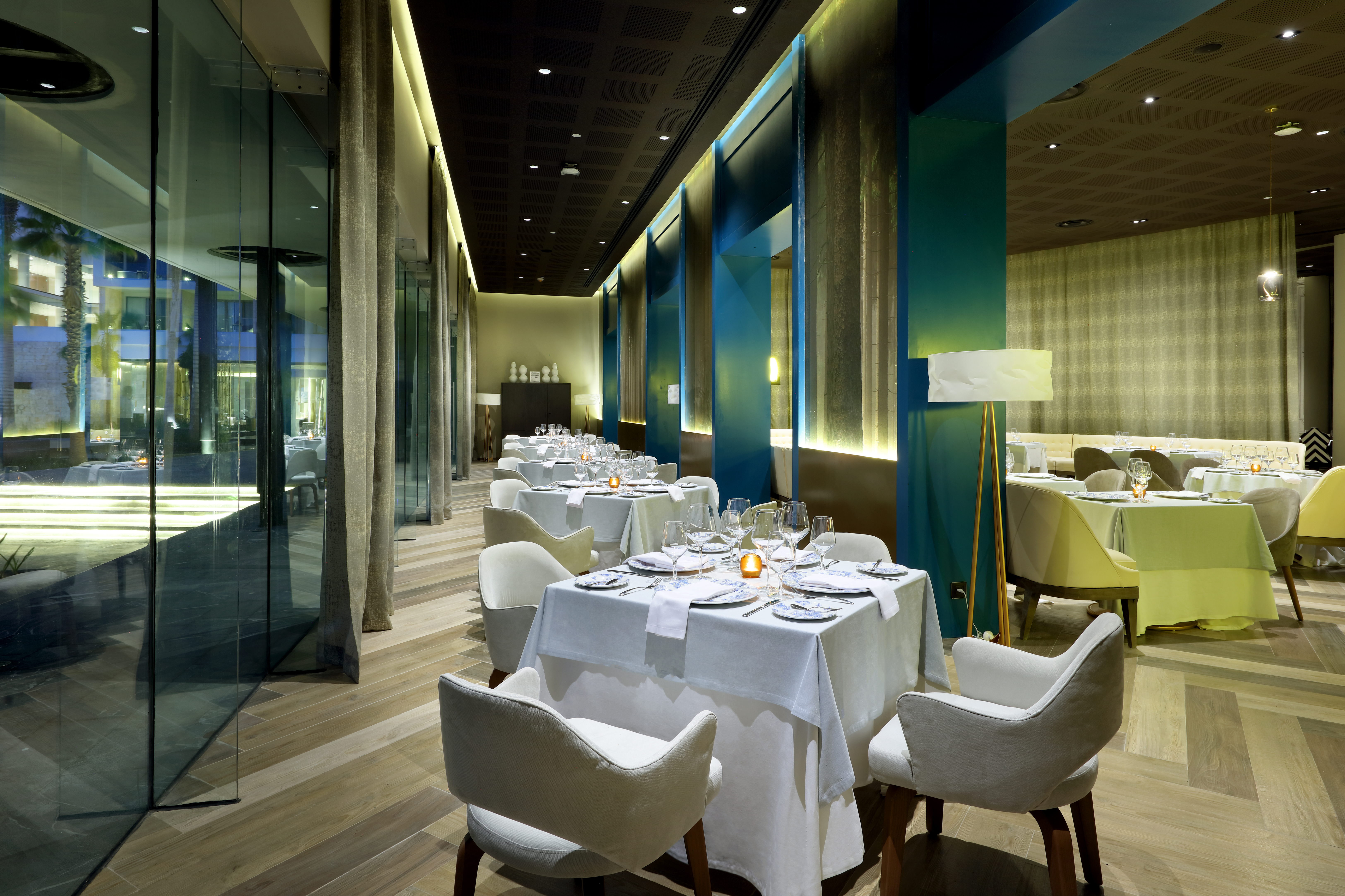 TRS Coral Costa Mujeres, a Registry Collection Hotel restaurant in Cancun, Other than US/Canada