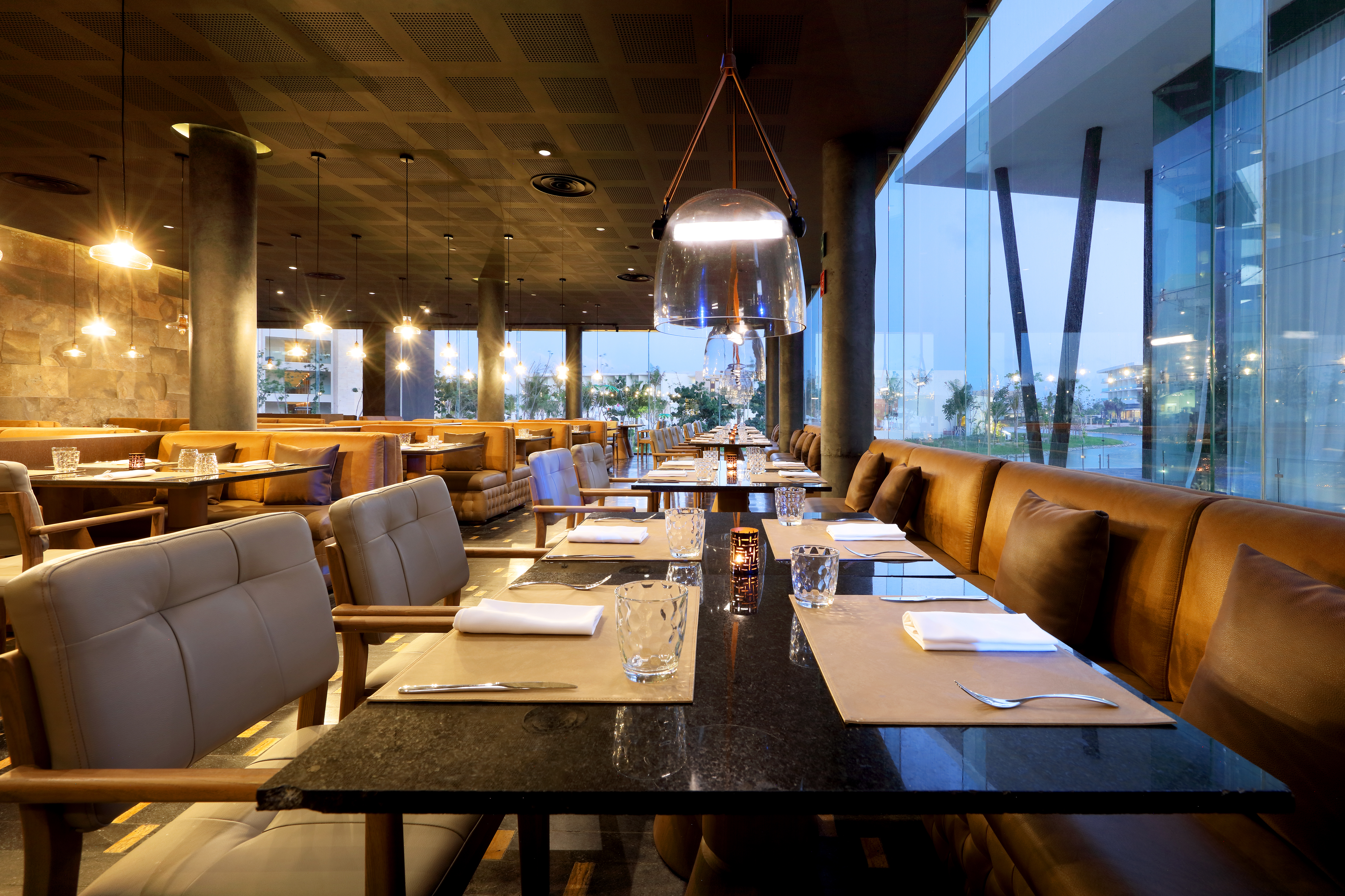 TRS Coral Costa Mujeres, a Registry Collection Hotel restaurant in Cancun, Other than US/Canada