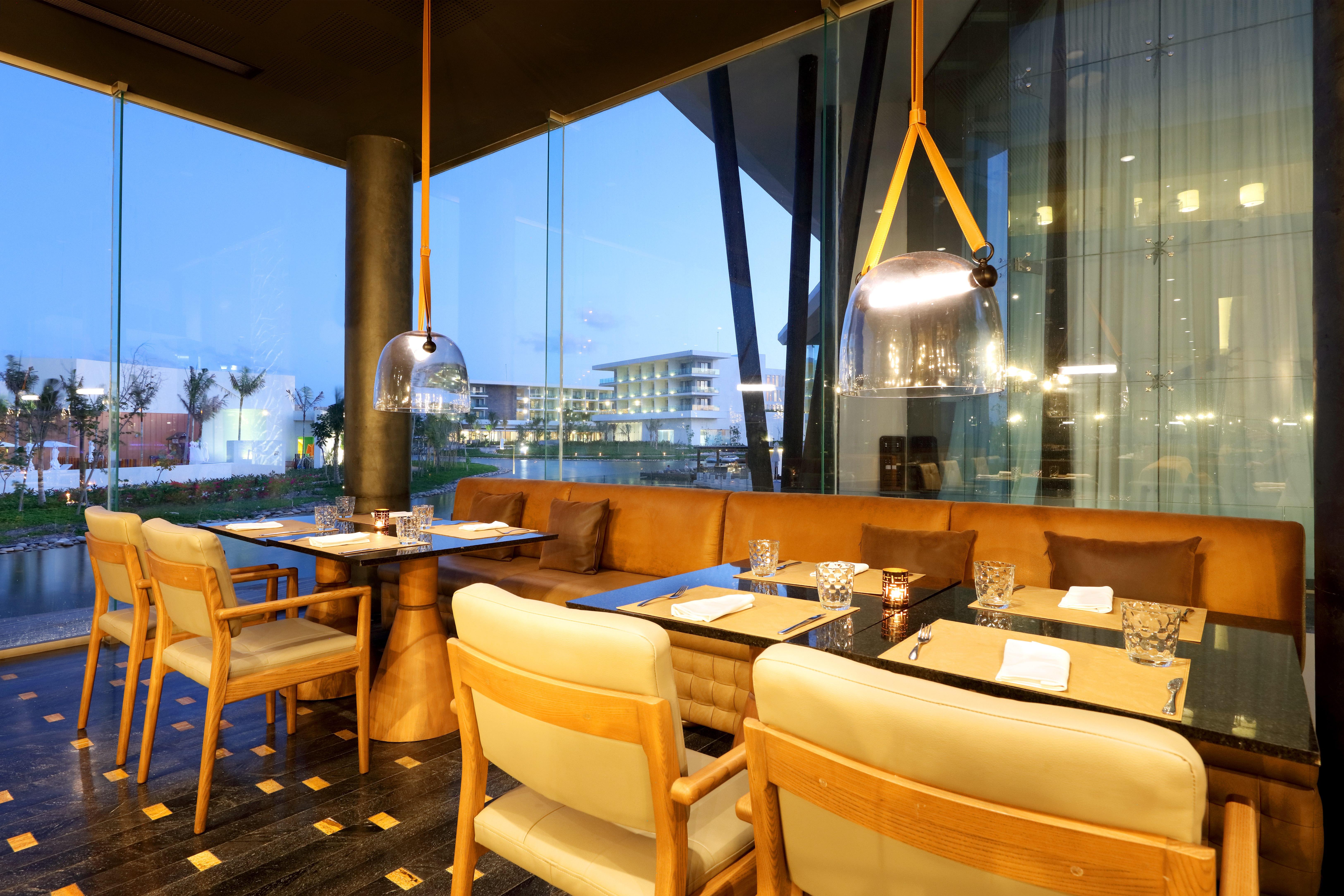 TRS Coral Costa Mujeres, a Registry Collection Hotel restaurant in Cancun, Other than US/Canada