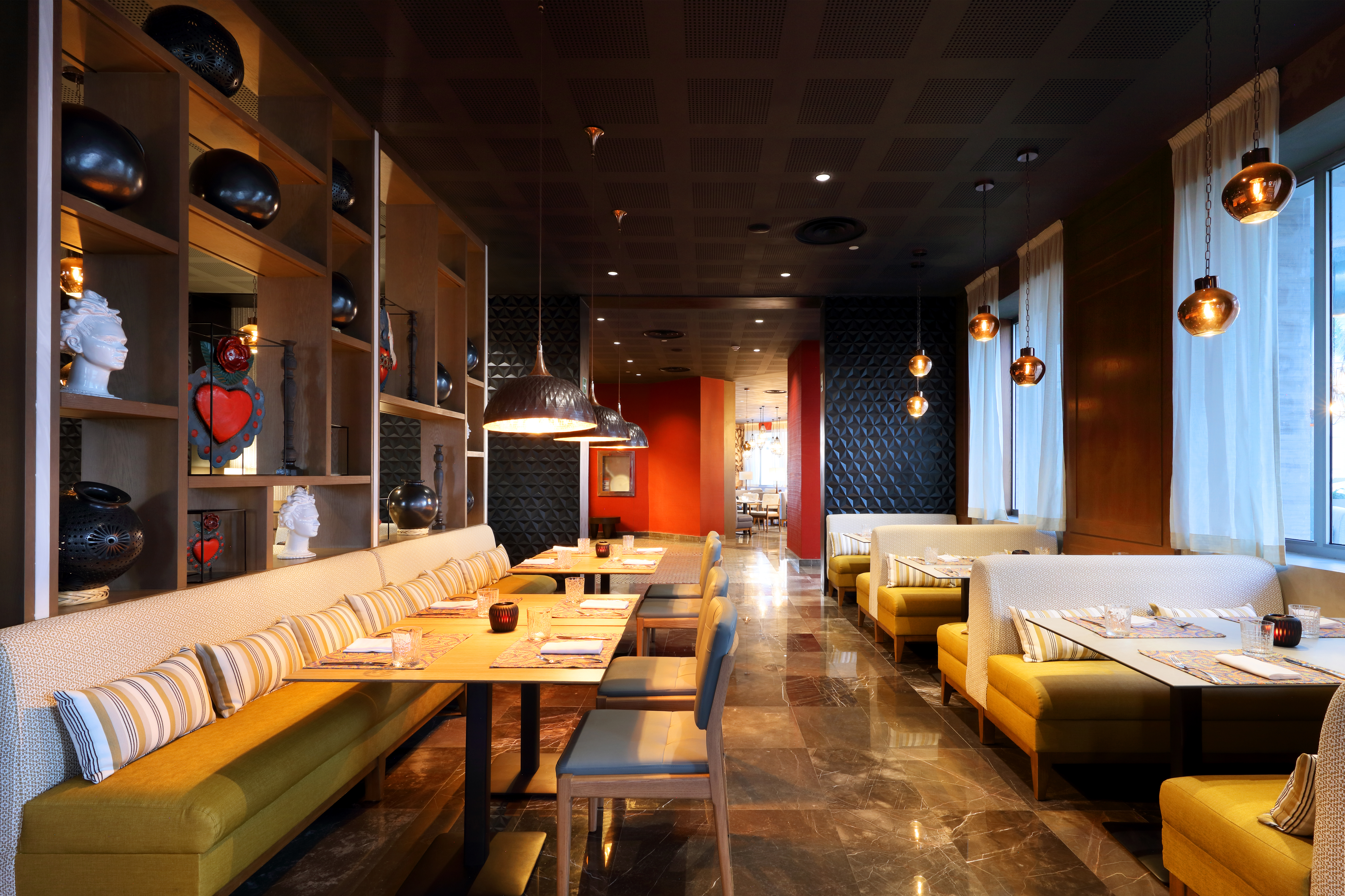 TRS Coral Costa Mujeres, a Registry Collection Hotel restaurant in Cancun, Other than US/Canada