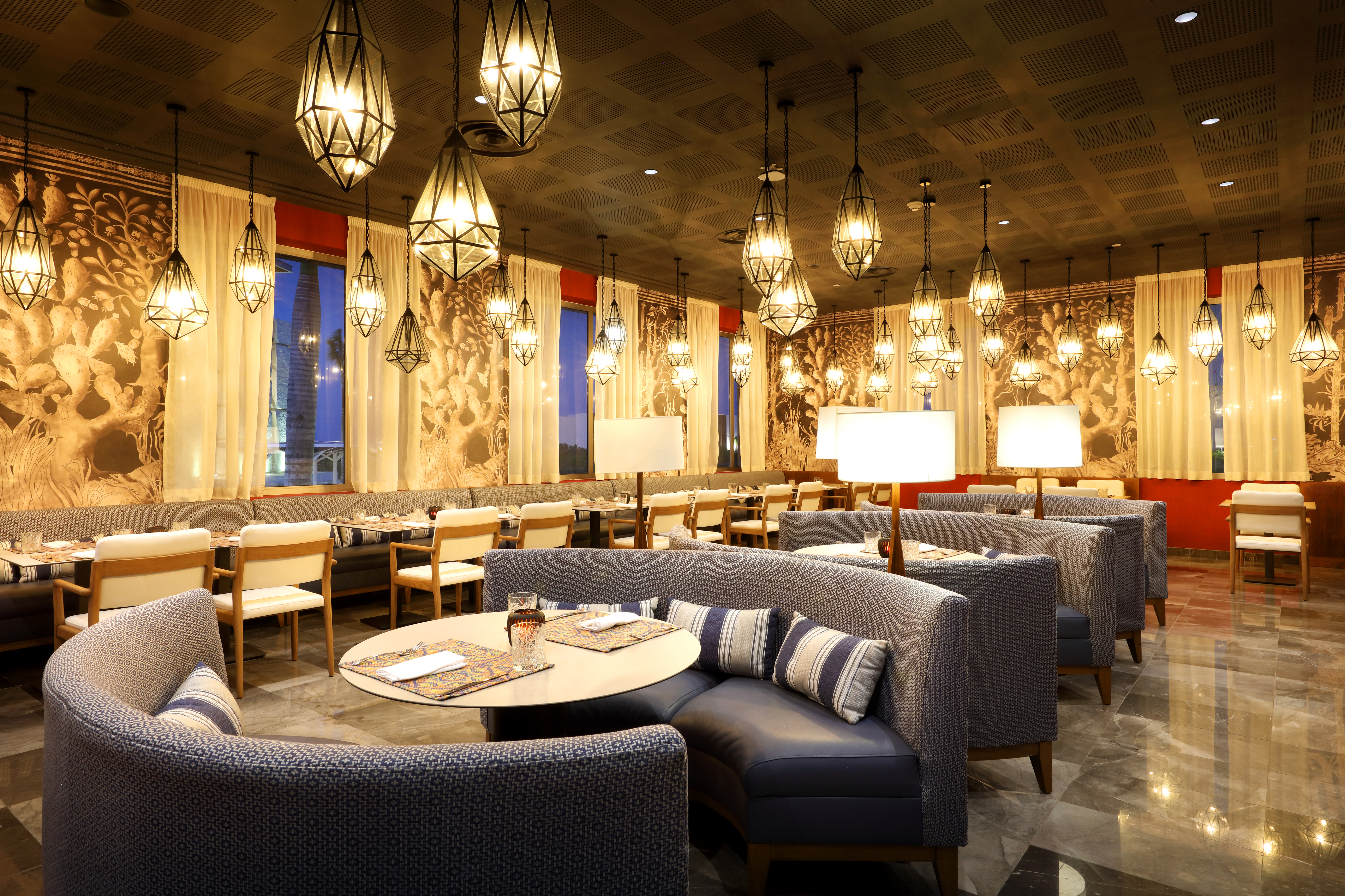 TRS Coral Costa Mujeres, a Registry Collection Hotel restaurant in Cancun, Other than US/Canada