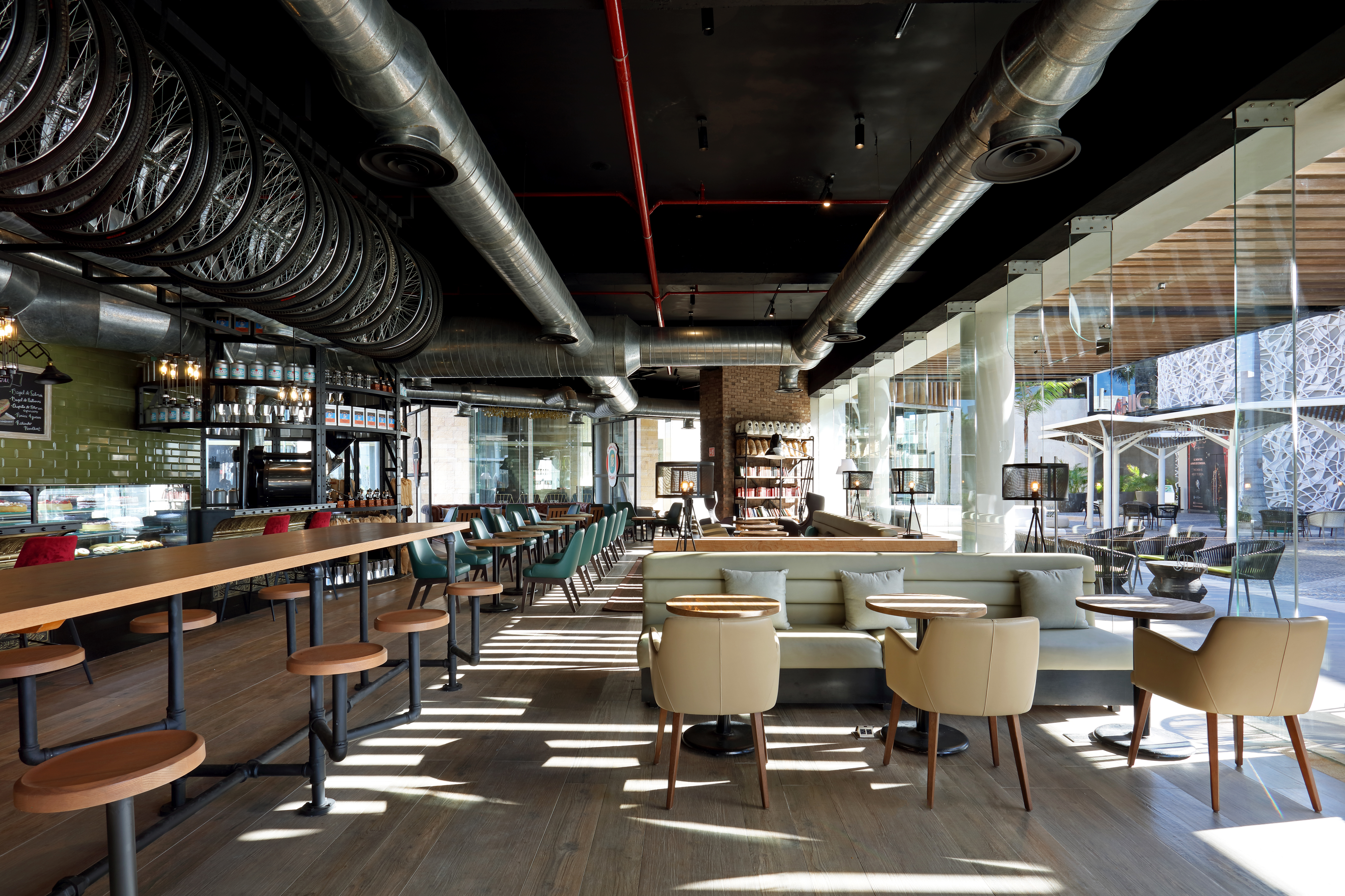 TRS Coral Costa Mujeres, a Registry Collection Hotel restaurant in Cancun, Other than US/Canada