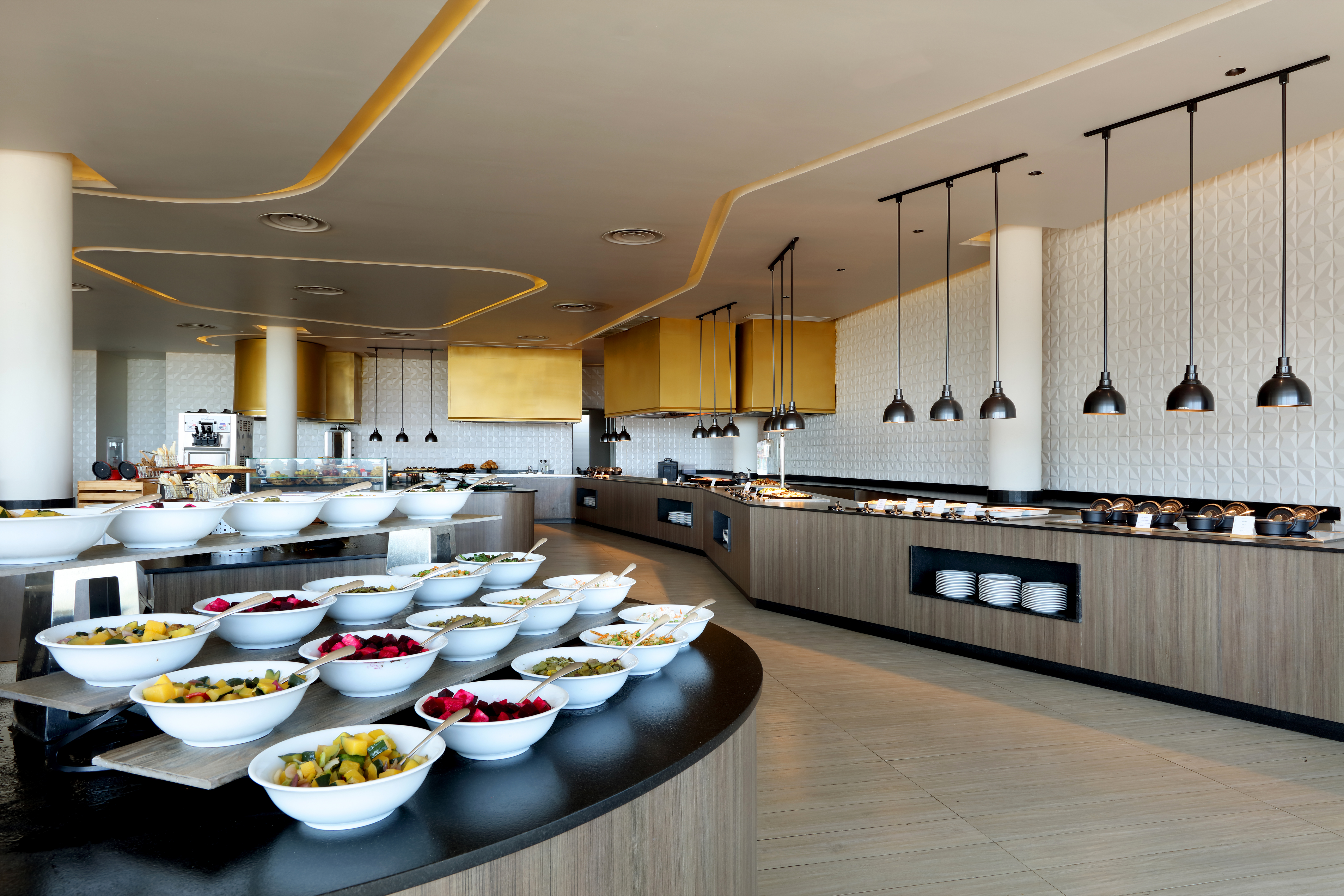 TRS Coral Costa Mujeres, a Registry Collection Hotel restaurant in Cancun, Other than US/Canada