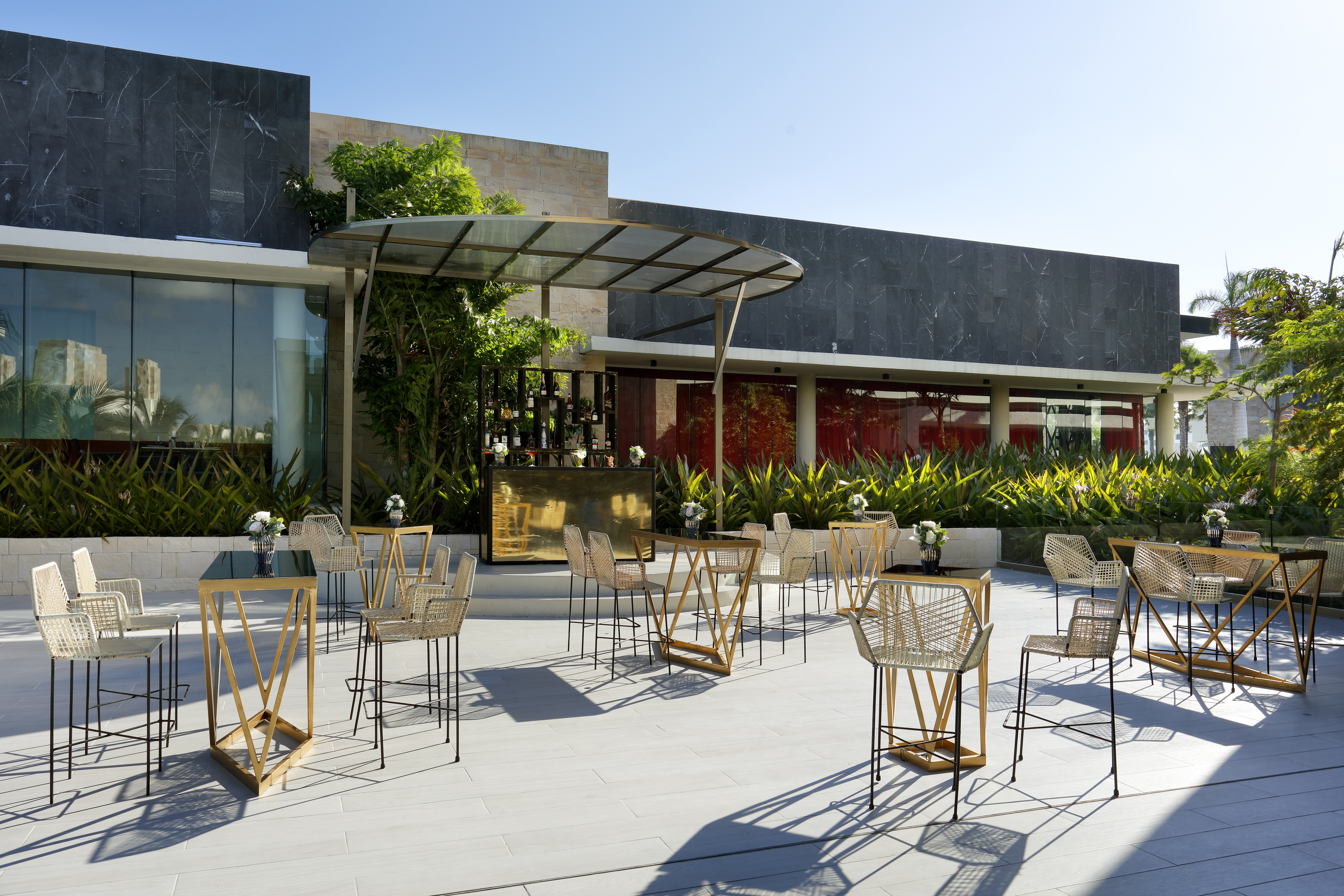 TRS Coral Costa Mujeres, a Registry Collection Hotel restaurant in Cancun, Other than US/Canada