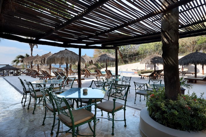 Bar at Grand Palladium Vallarta, All Inclusive Resort & Spa in Punta Mita, Other than US/Canada