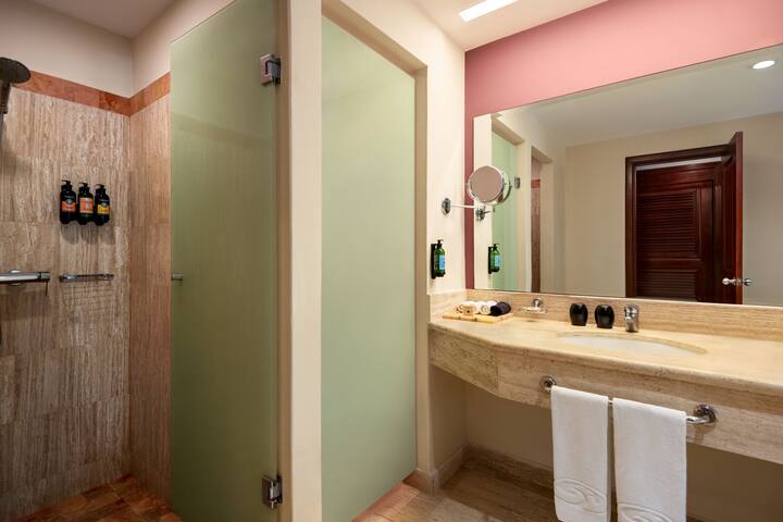 Guest room bath at the Grand Palladium Vallarta, All Inclusive Resort & Spa in Punta Mita, Other than US/Canada