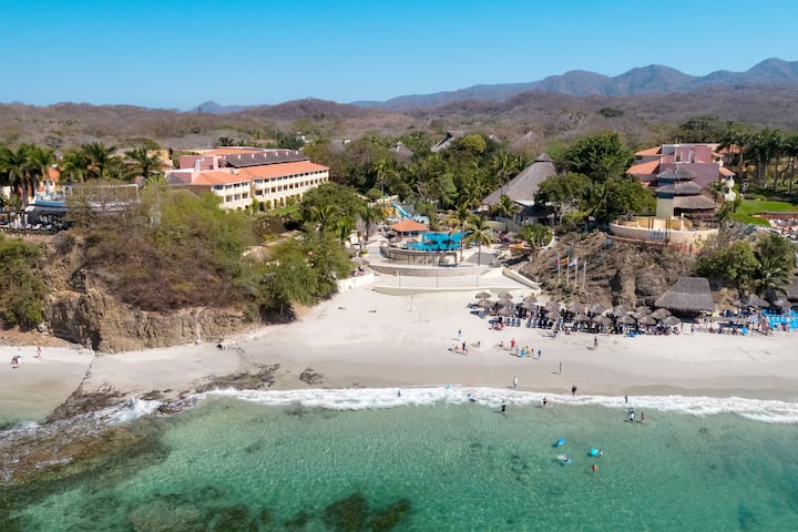 Exterior of Grand Palladium Vallarta, All Inclusive Resort & Spa hotel in Punta Mita, Other than US/Canada