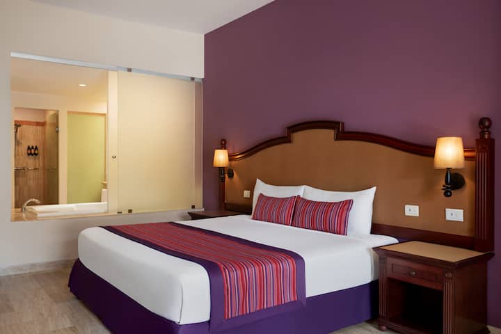 Grand Palladium Vallarta, All Inclusive Resort & Spa suite in Punta Mita, Other than US/Canada