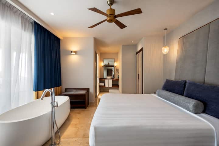 Grand Palladium Vallarta, All Inclusive Resort & Spa suite in Punta Mita, Other than US/Canada