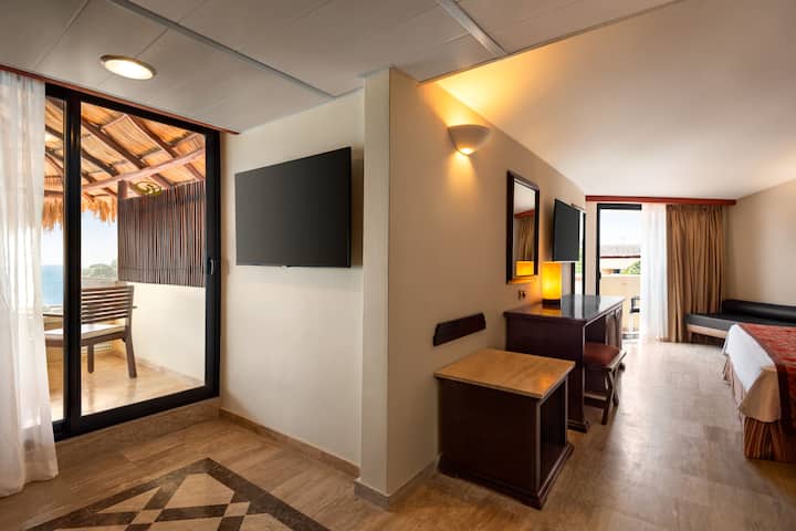 Grand Palladium Vallarta, All Inclusive Resort & Spa suite in Punta Mita, Other than US/Canada