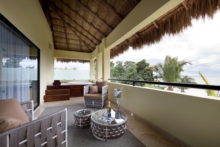 Grand Palladium Vallarta, All Inclusive Resort & Spa suite in Punta Mita, Other than US/Canada