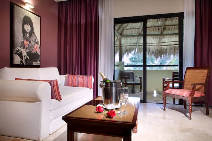Grand Palladium Vallarta, All Inclusive Resort & Spa suite in Punta Mita, Other than US/Canada