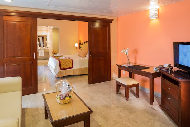 Grand Palladium Vallarta, All Inclusive Resort & Spa suite in Punta Mita, Other than US/Canada