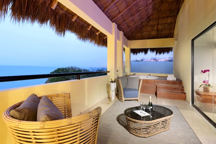 Grand Palladium Vallarta, All Inclusive Resort & Spa suite in Punta Mita, Other than US/Canada