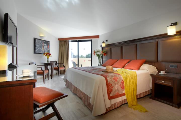 Grand Palladium Vallarta, All Inclusive Resort & Spa suite in Punta Mita, Other than US/Canada