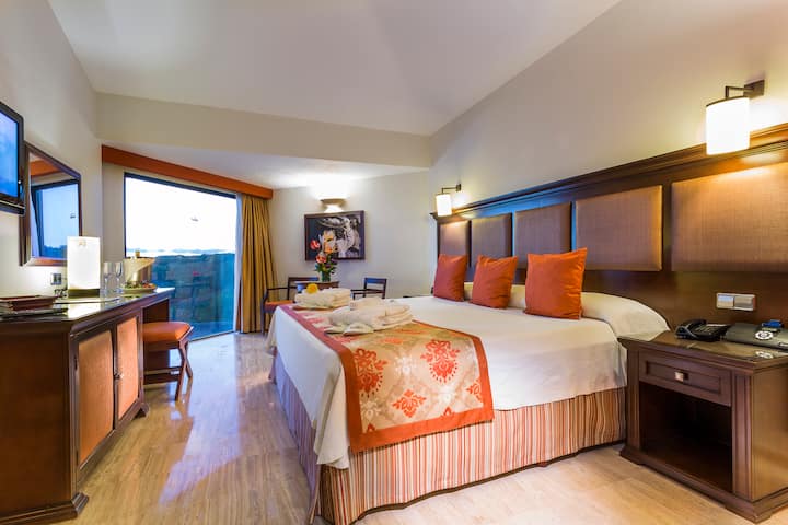 Grand Palladium Vallarta, All Inclusive Resort & Spa suite in Punta Mita, Other than US/Canada