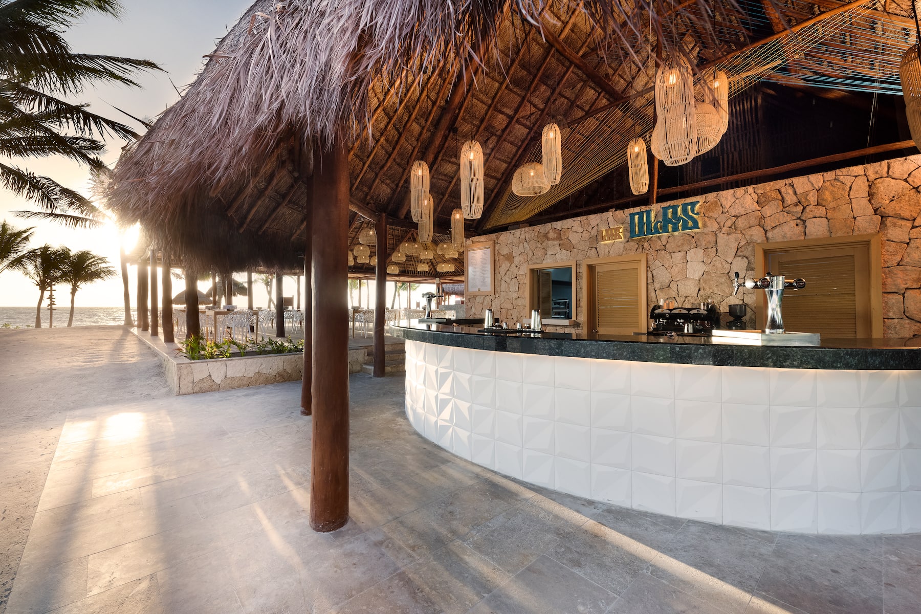 Bar at Grand Palladium Colonial Riviera Maya, All Inclusive Resort in Riviera Maya, Other than US/Canada