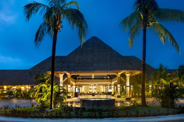 Exterior of Grand Palladium Colonial Riviera Maya, All Inclusive Resort hotel in Riviera Maya, Other than US/Canada