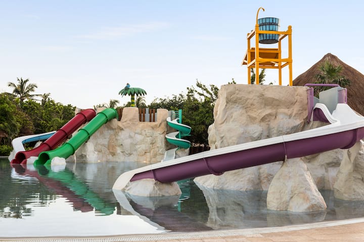 Family pool at the Grand Palladium Colonial Riviera Maya, All Inclusive Resort in Riviera Maya, Other than US/Canada
