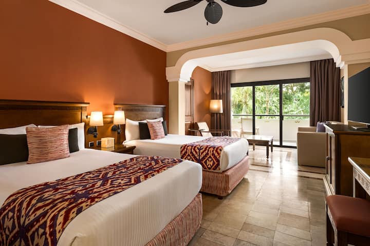 Guest room at the Grand Palladium Colonial Riviera Maya, All Inclusive Resort in Riviera Maya, Other than US/Canada