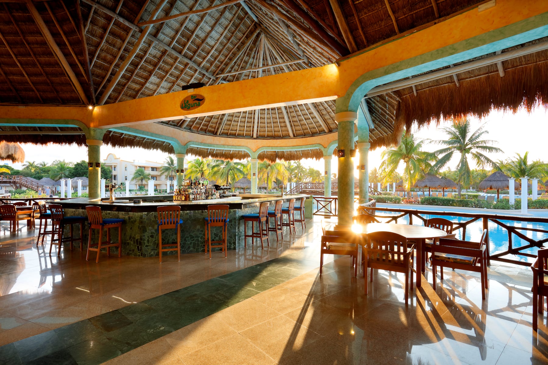 Pool bar at Grand Palladium Colonial Riviera Maya, All Inclusive Resort in Riviera Maya, Other than US/Canada