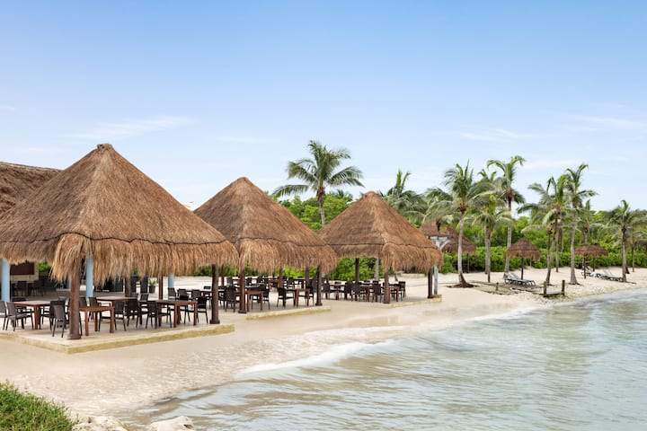 Grand Palladium Colonial Riviera Maya, All Inclusive Resort restaurant in Riviera Maya, Other than US/Canada