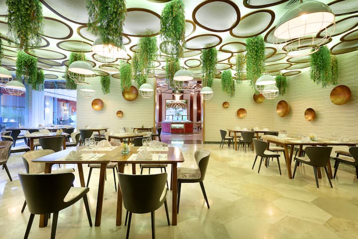 Grand Palladium Colonial Riviera Maya, All Inclusive Resort restaurant in Riviera Maya, Other than US/Canada