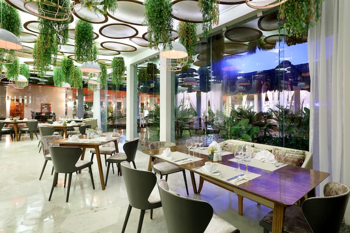 Grand Palladium Colonial Riviera Maya, All Inclusive Resort restaurant in Riviera Maya, Other than US/Canada