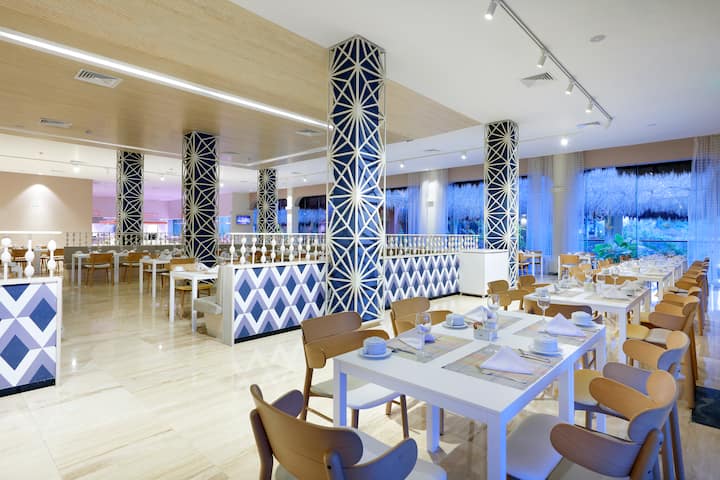 Grand Palladium Colonial Riviera Maya, All Inclusive Resort restaurant in Riviera Maya, Other than US/Canada