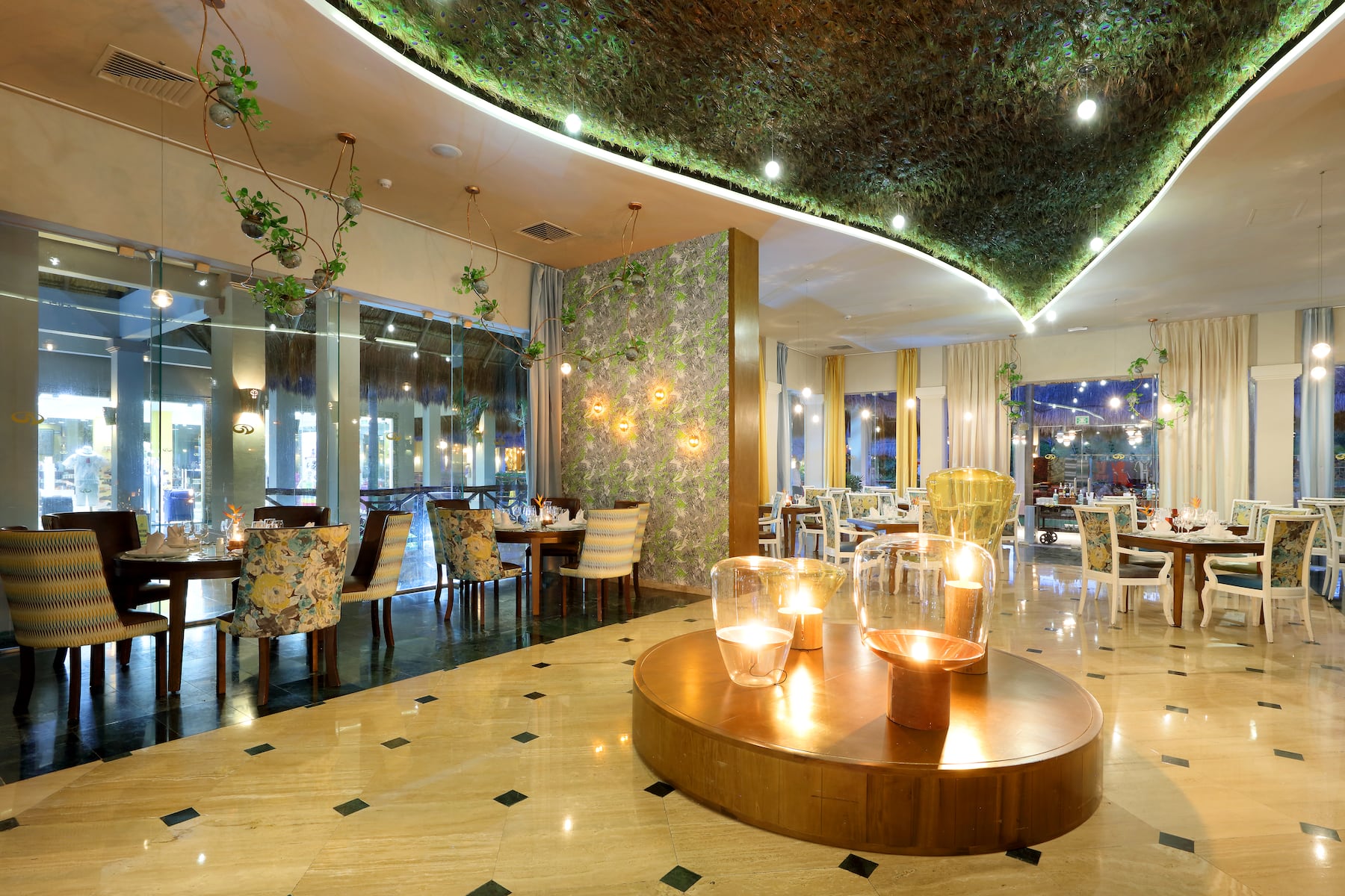 Grand Palladium Colonial Riviera Maya, All Inclusive Resort restaurant in Riviera Maya, Other than US/Canada