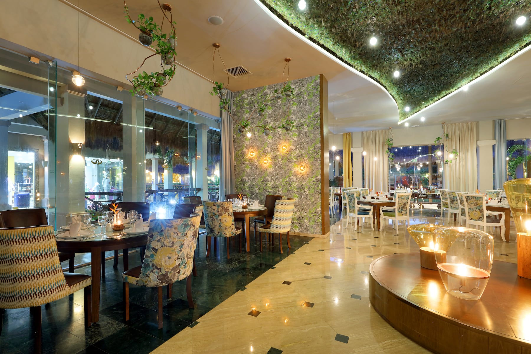 Grand Palladium Colonial Riviera Maya, All Inclusive Resort restaurant in Riviera Maya, Other than US/Canada