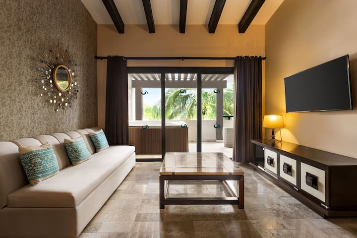 Grand Palladium Colonial Riviera Maya, All Inclusive Resort suite in Riviera Maya, Other than US/Canada