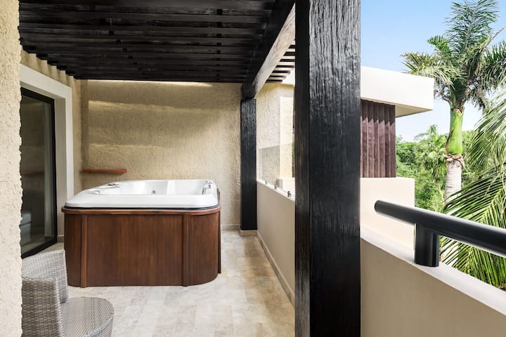 Grand Palladium Colonial Riviera Maya, All Inclusive Resort suite in Riviera Maya, Other than US/Canada