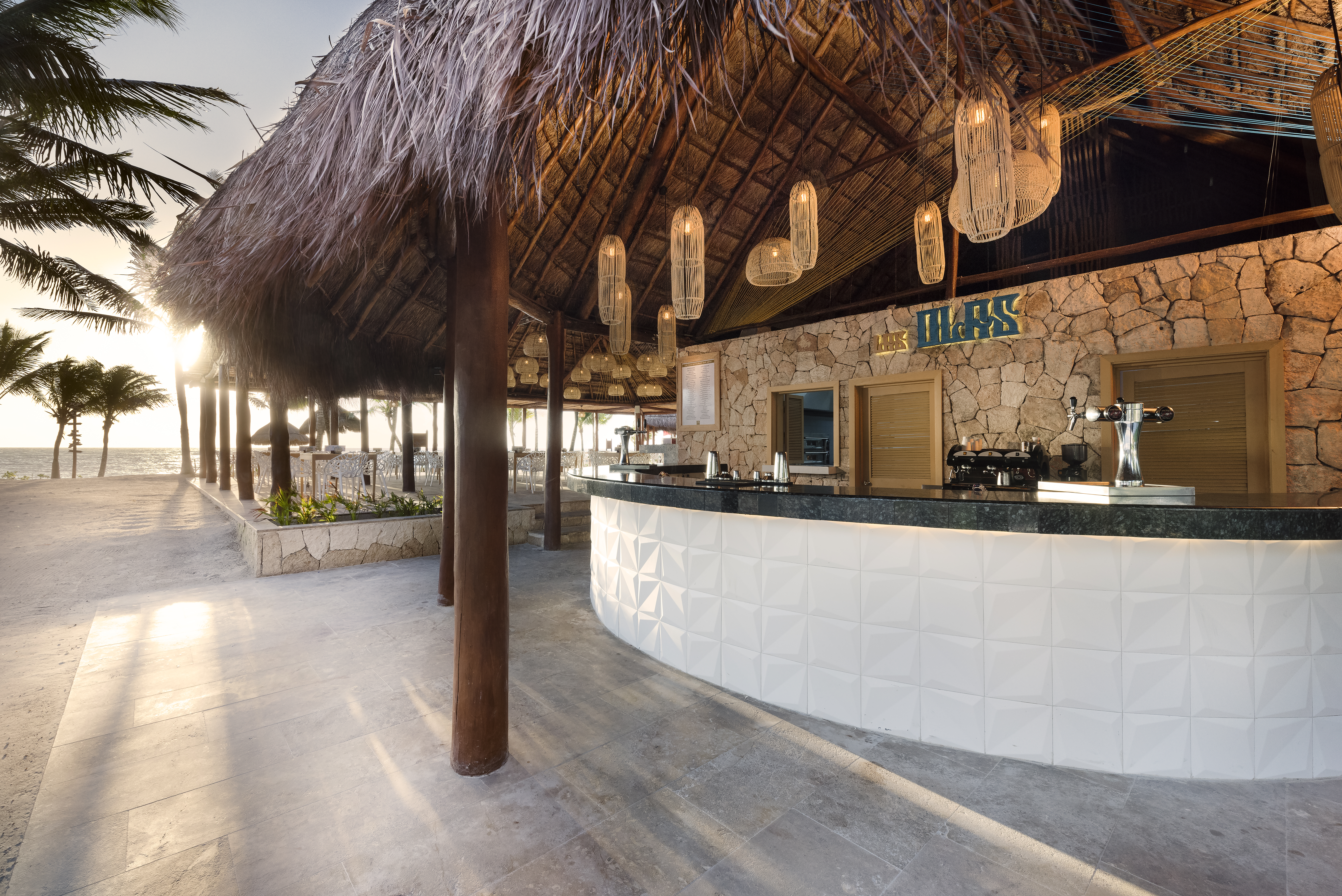Bar at Grand Palladium Select WhiteSand Resort & Spa All Inclusive in Riviera Maya, Other than US/Canada
