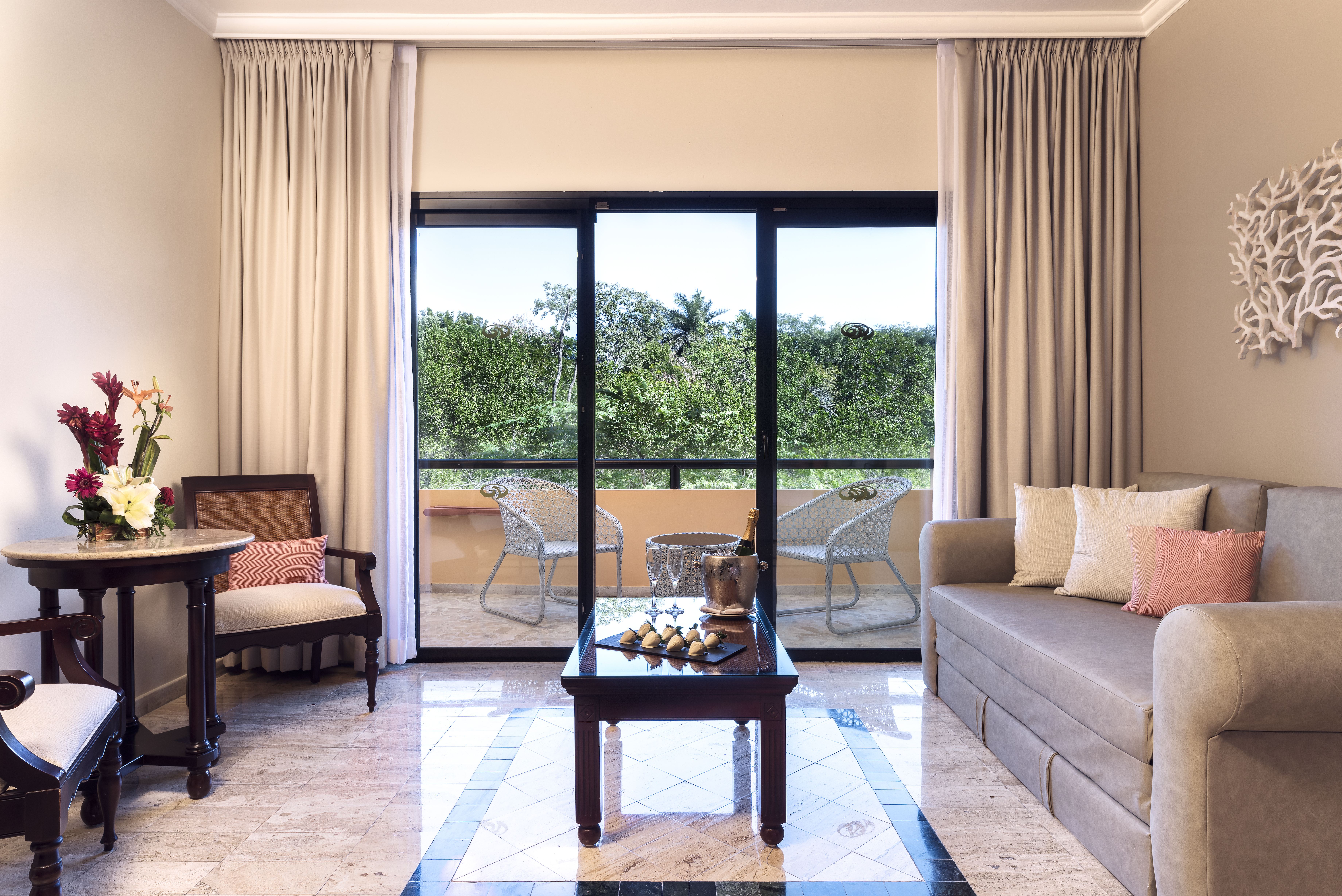 Guest room at the Grand Palladium Select WhiteSand Resort & Spa All Inclusive in Riviera Maya, Other than US/Canada