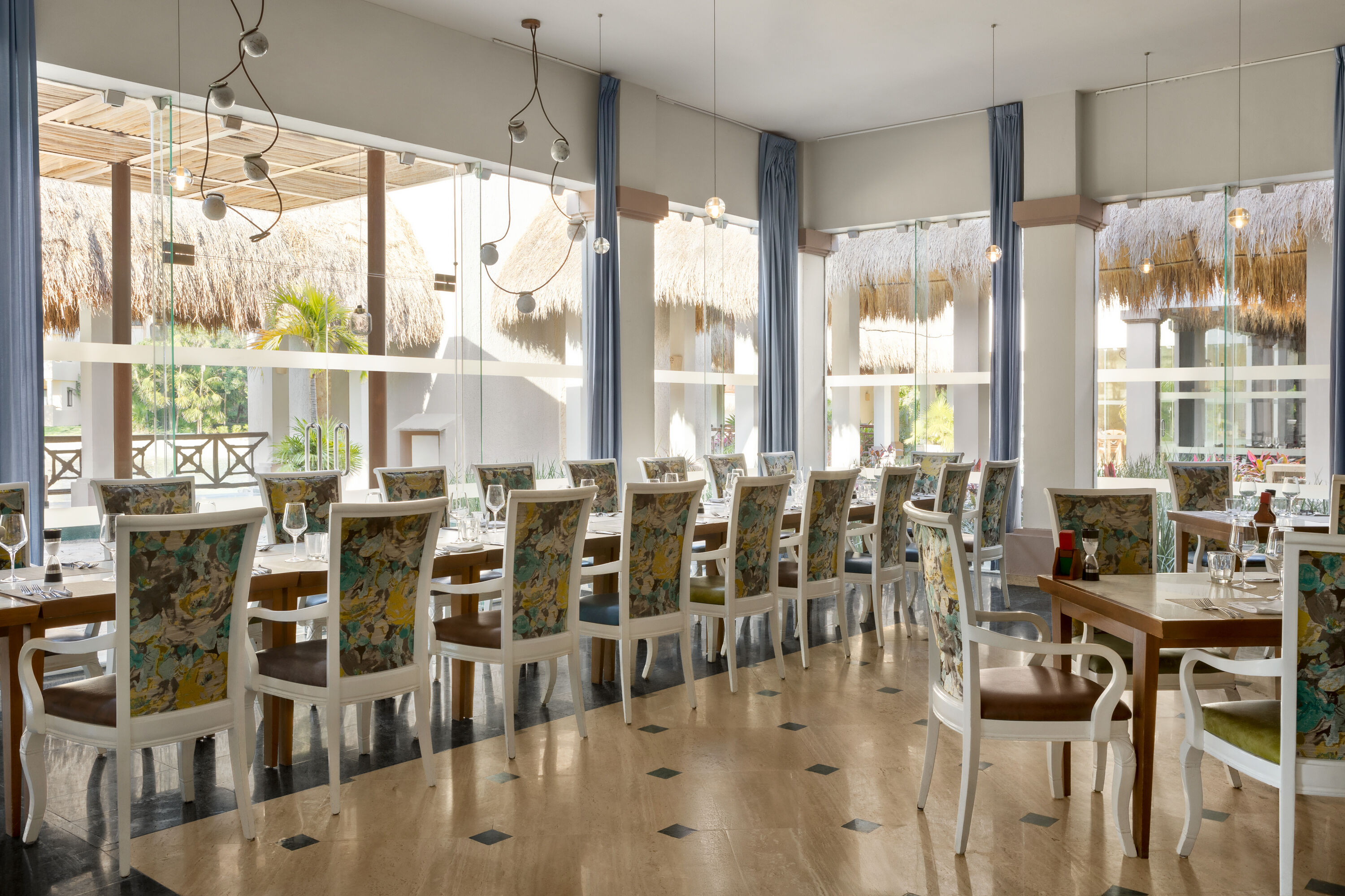 Grand Palladium Select WhiteSand Resort & Spa All Inclusive restaurant in Riviera Maya, Other than US/Canada