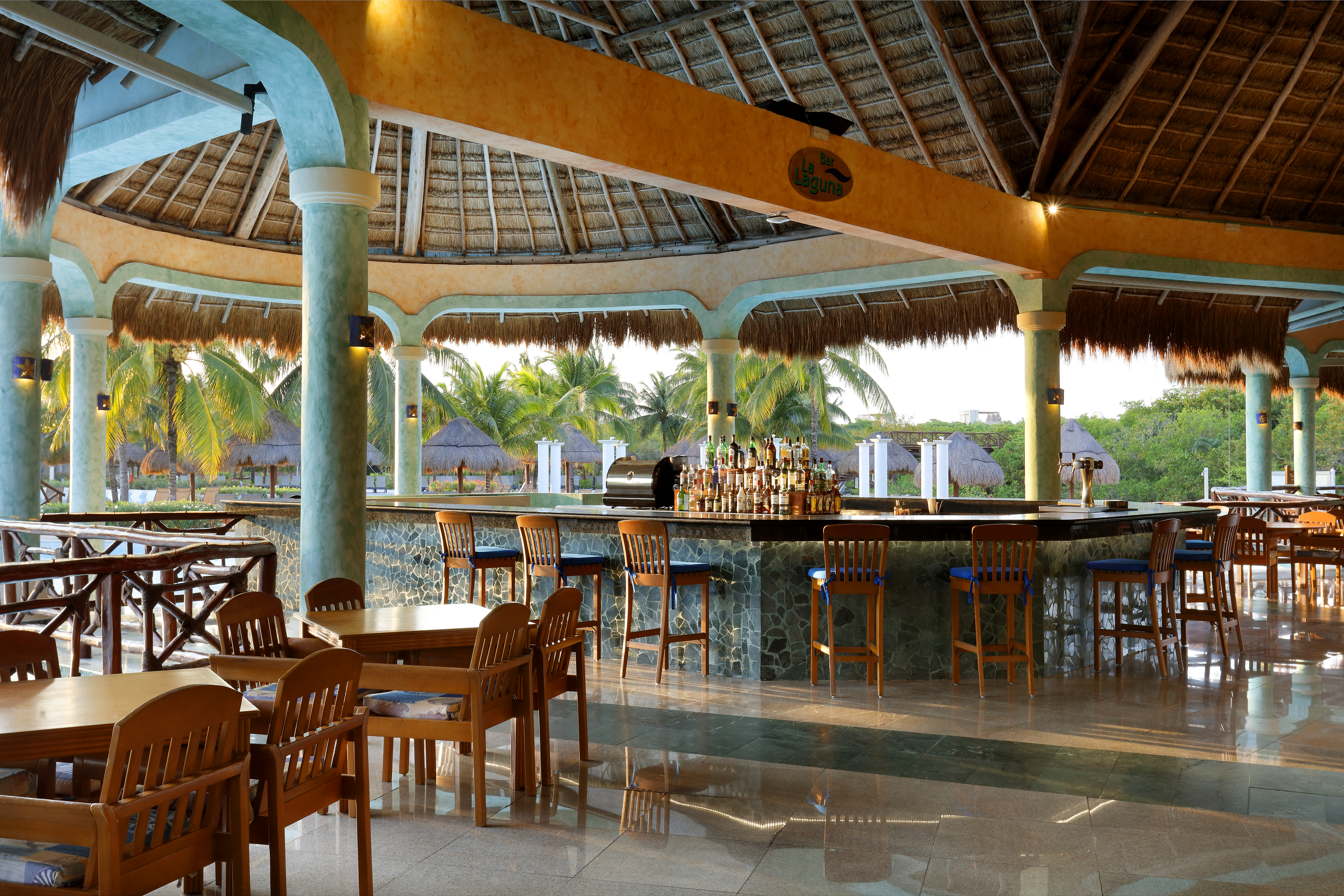 Grand Palladium Select WhiteSand Resort & Spa All Inclusive restaurant in Riviera Maya, Other than US/Canada