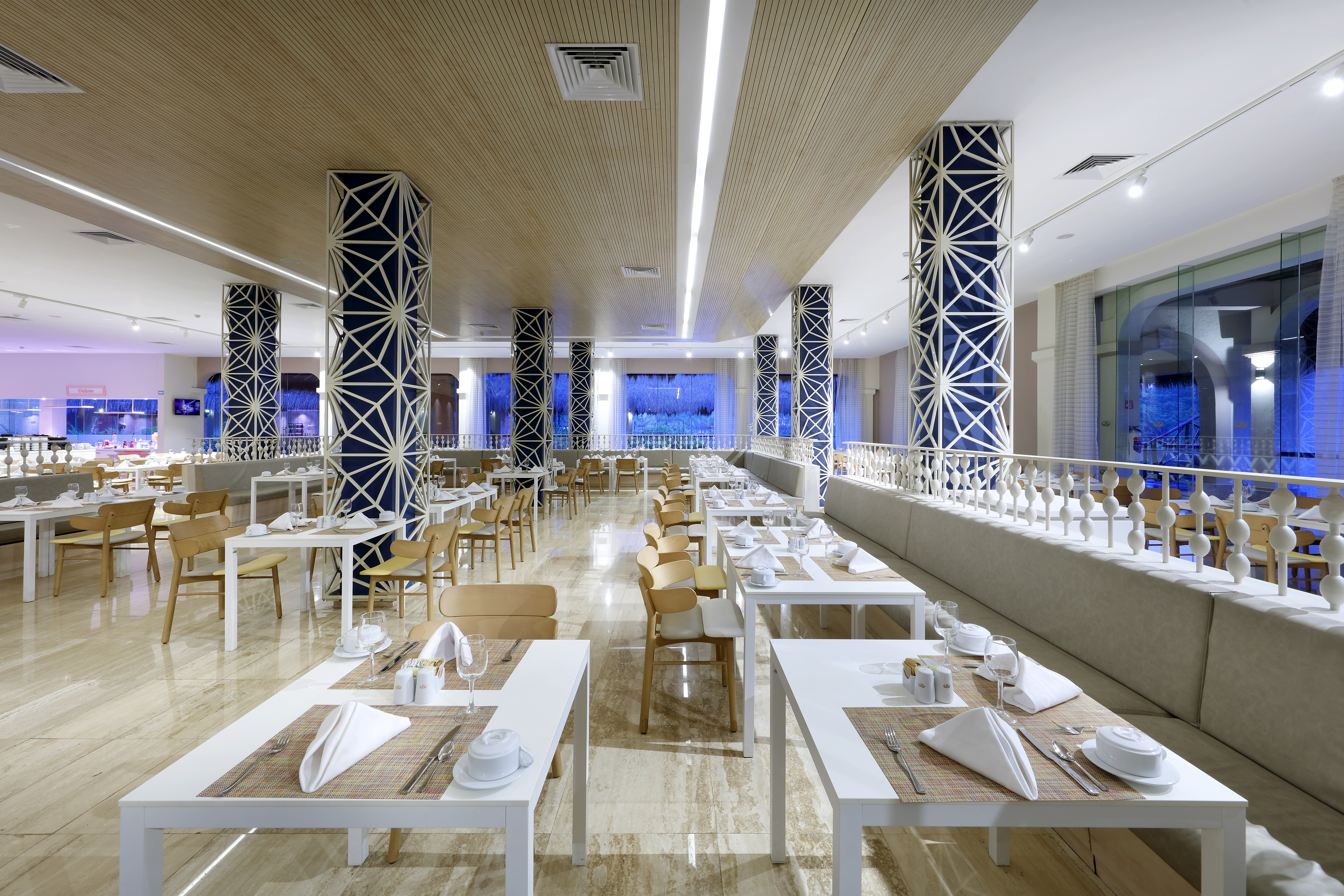 Grand Palladium Select WhiteSand Resort & Spa All Inclusive restaurant in Riviera Maya, Other than US/Canada