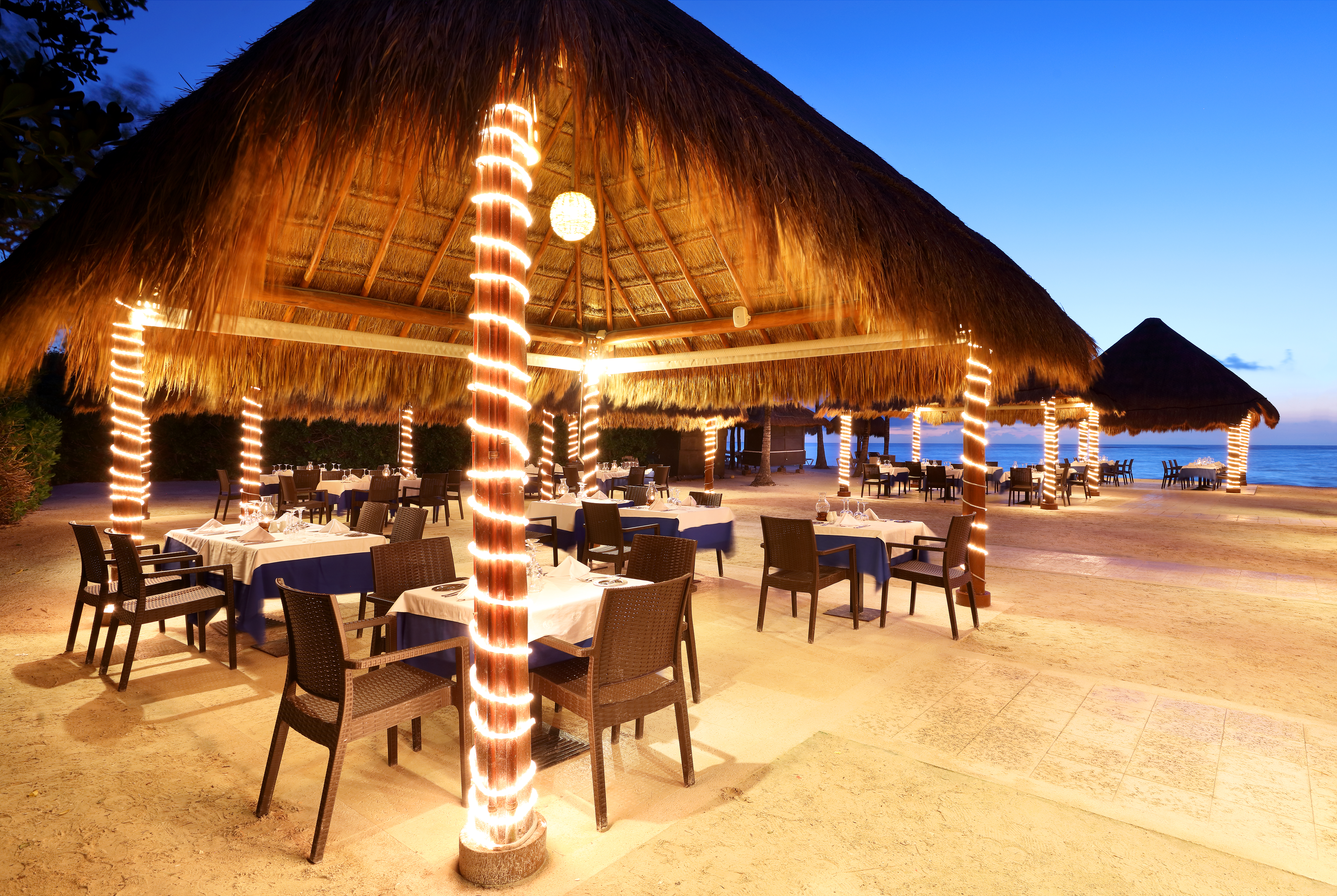 Grand Palladium Select WhiteSand Resort & Spa All Inclusive restaurant in Riviera Maya, Other than US/Canada