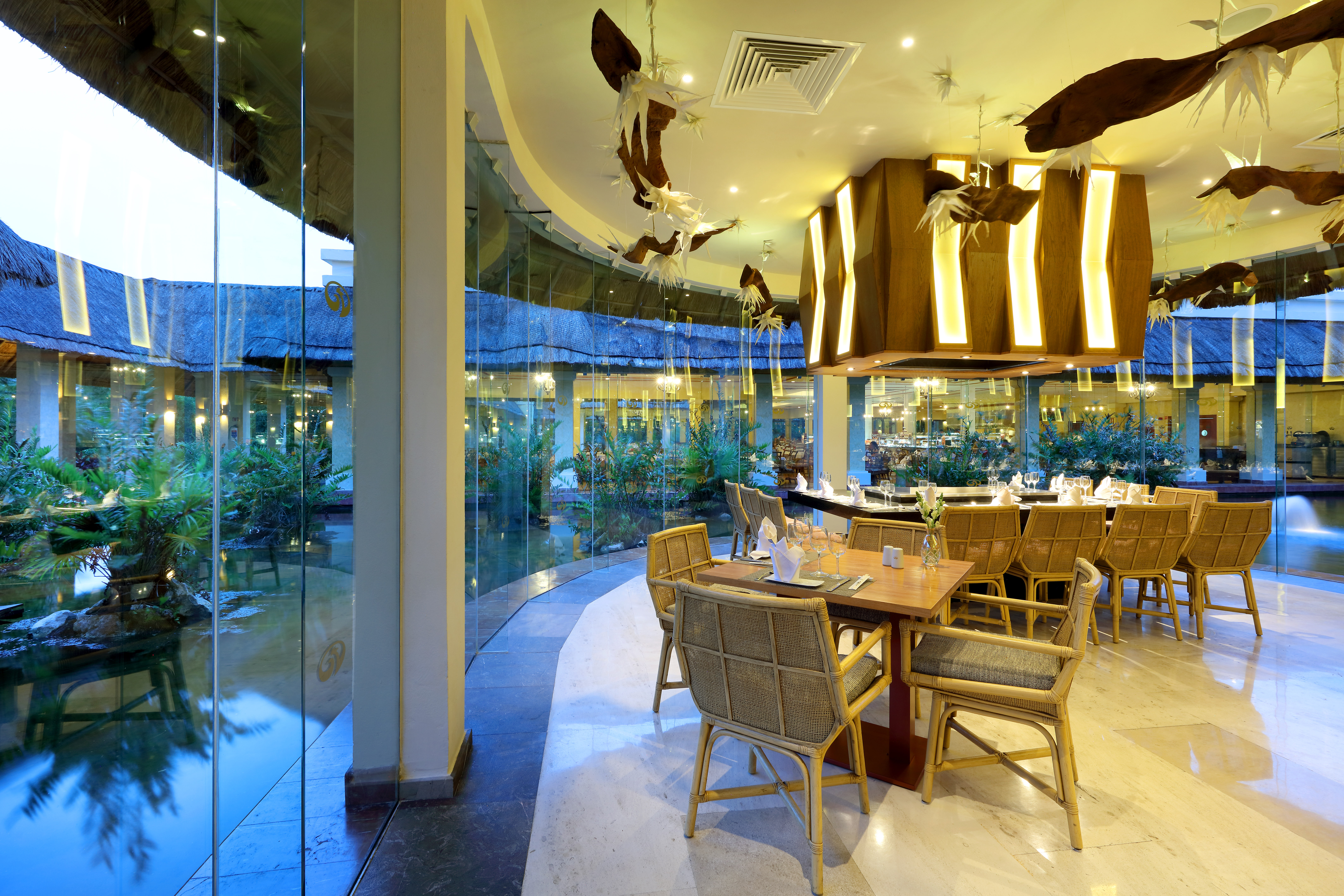 Grand Palladium Select WhiteSand Resort & Spa All Inclusive restaurant in Riviera Maya, Other than US/Canada