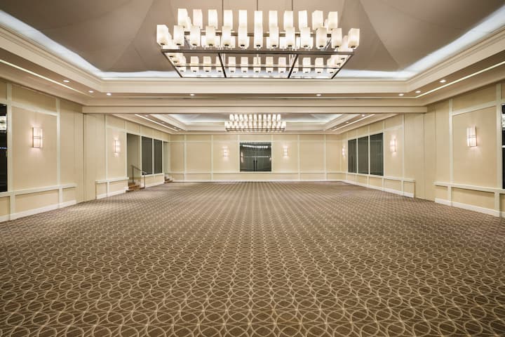 Bristol Panama, a Registry Collection Hotel ballroom in Panama City, Other than US/Canada