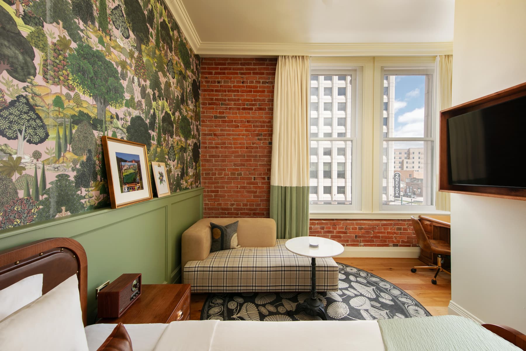 Guest room at the The Mining Exchange in Colorado Springs, Colorado